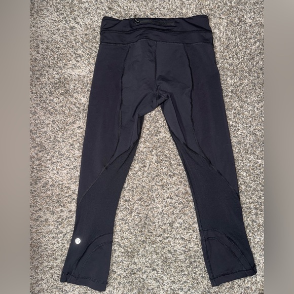 Lululemon Pace Rival Crop 22" size 4 low rise - Picture 7 of 11